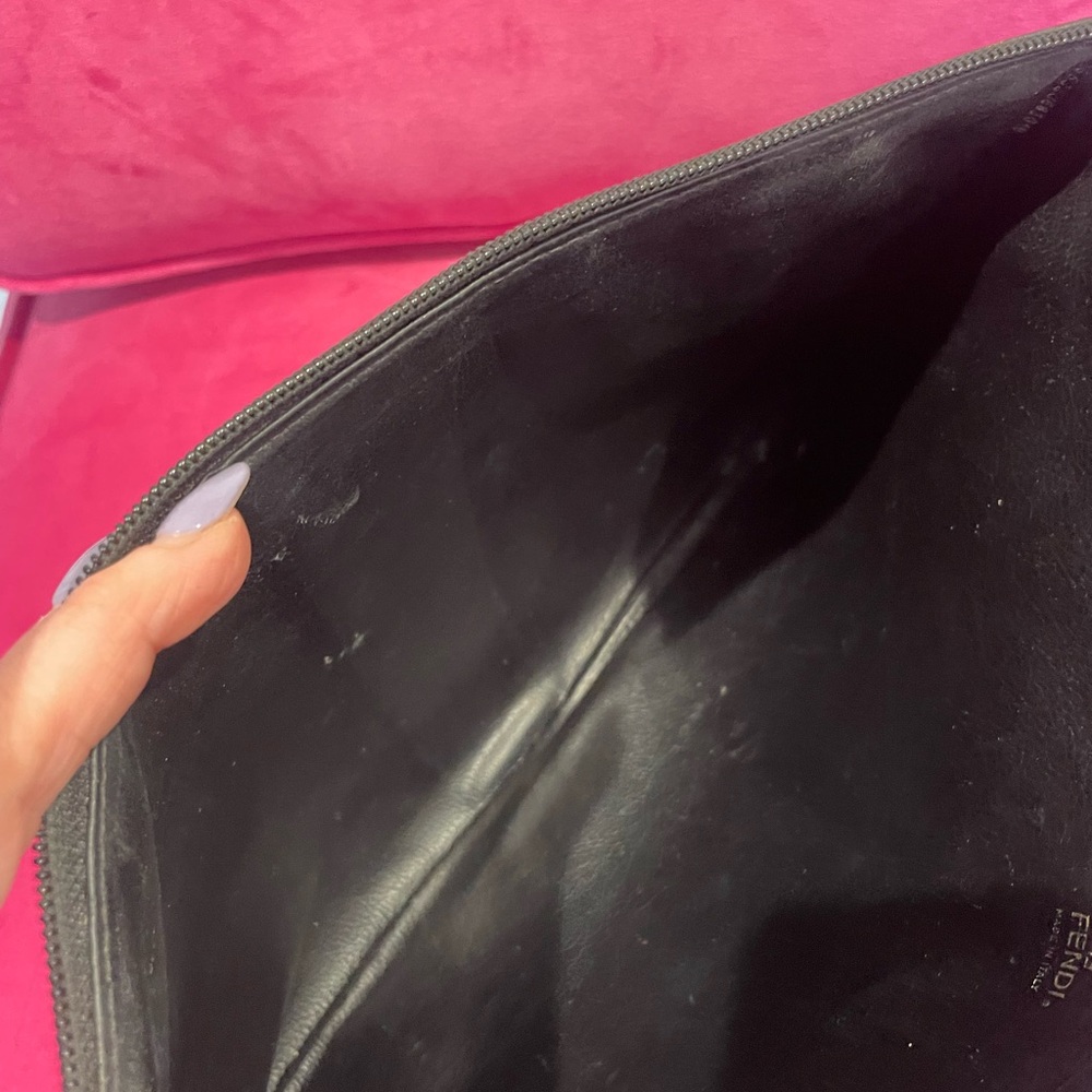 Fendi Logo Flat Baguette Pouch - Picture 3 of 4